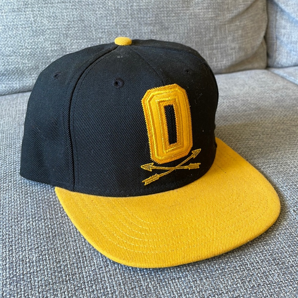 Omit Snapback Hat Black Gold